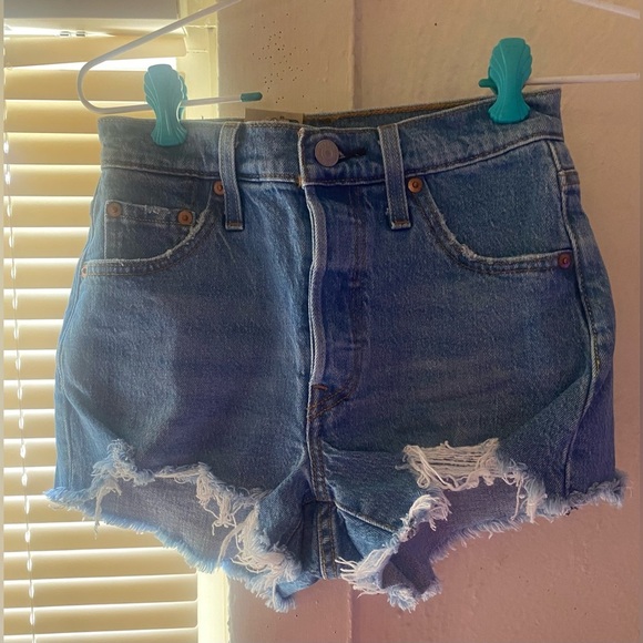 Levi’s Jean shorts - Picture 1 of 10
